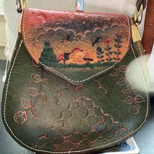 Leather vintage crossbody bag